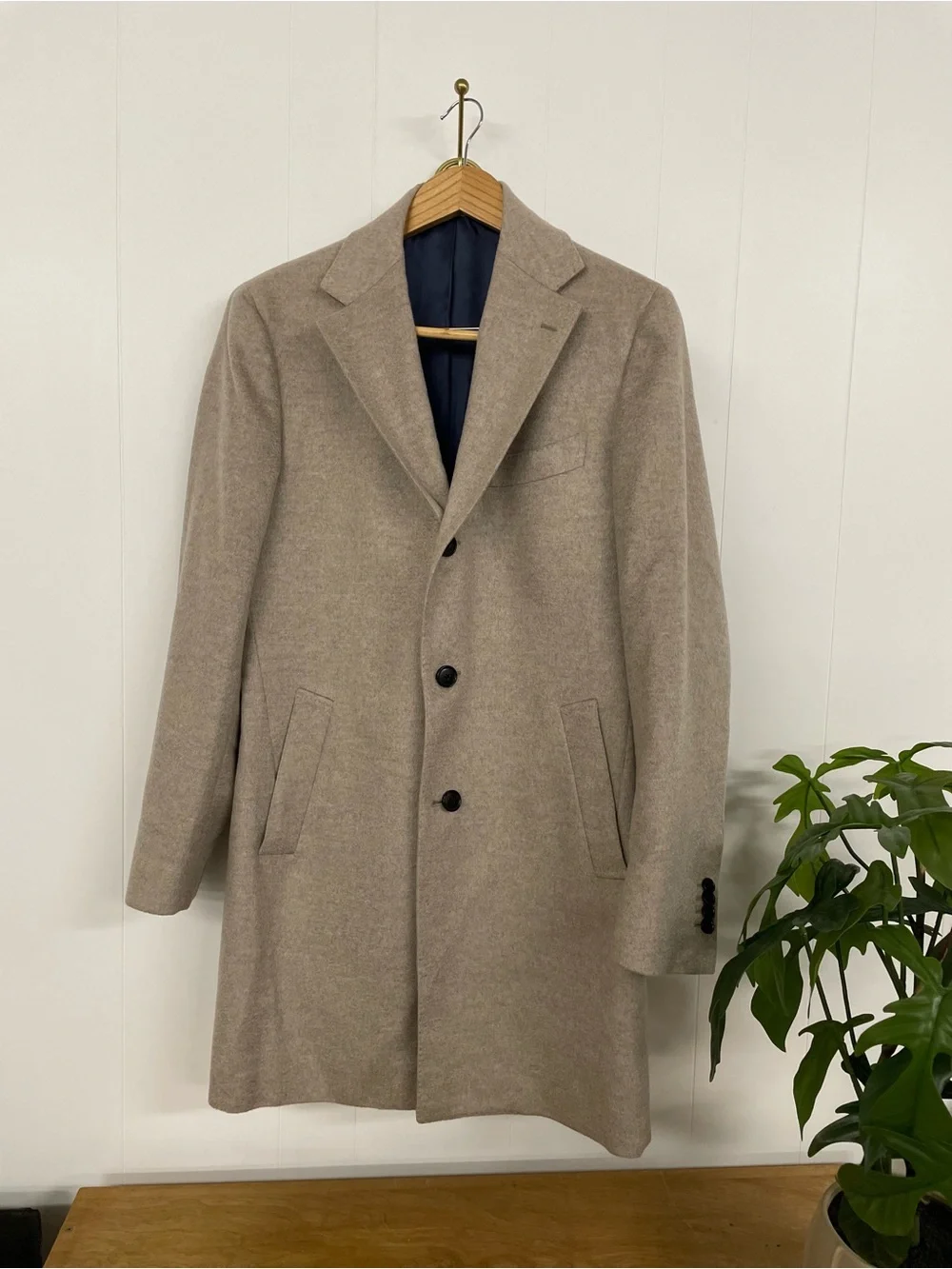 100% Cashmere 40R Carlo Barbera Suitsupply Vencinza Long Jacket in Light Taupe